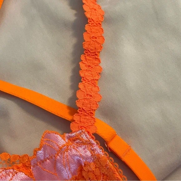 Savage X Fenty Perfect Poppies Unlined Lace Bralette Bra Women’s Size L - Picture 8 of 9